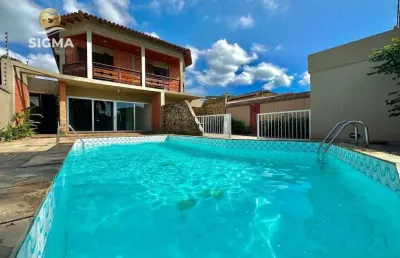 Casa com 3 suítes - piscina e espaço pra churrasqueira - 4 vagas - praia da enseada, guarujá.