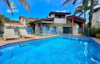 Casa à venda com 3 suítes - piscina e churrasqueira - 2 vagas - pernambuco i - guarujá/sp