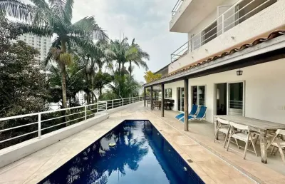 Casa em condomínio fechado com 4 quartos à venda na Avenida Miguel Estefno, 550, Península, Guarujá