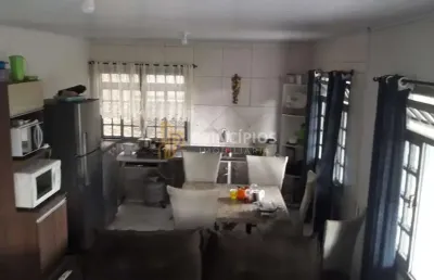 Casa com 2 quartos à venda na Rua João Baldança Filho, 804, Meia Praia, Navegantes