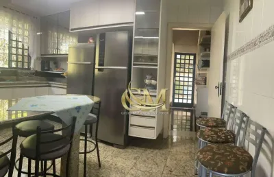 Casa com 3 quartos à venda na Rua Ferdinando Ognibeni, Maravista, Niterói