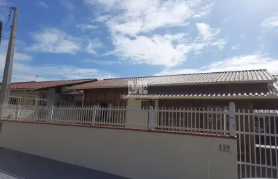 Casa mista com edicula a pouco metros da praia do tabuleiro