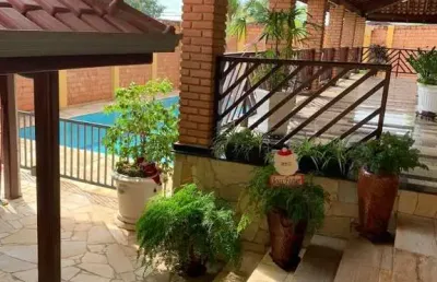 Casa à venda na vila brasil em santa bárbara d'oeste.