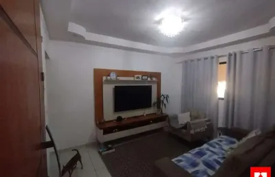 Casa à venda no jardim vista alegre em santa bárbara d'oeste.