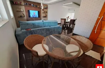 Casa ampla à venda no centro de santa bárbara d'oeste