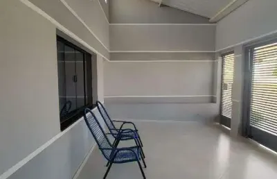 Casa à venda no jardim laudissi ii em santa bárbara d'oeste com 4 quartos (1 suíte) e 2 vagas de garagem