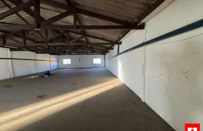 Salão comercial para locação na avenida da amizade em santa barbara d´oeste