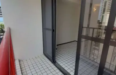 Apartamento no pina | 62m² | 2 quartos | varanda | | 50m da praia | vista mar.