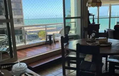 Apartamento para venda com 210 metros quadrados com 4 quartos