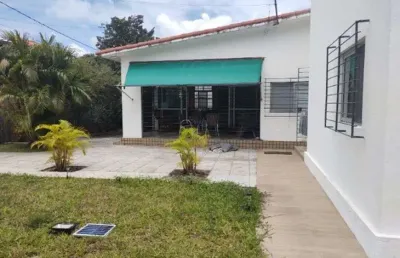 Casa em setúbal | 250m² área construída | 755m² de terreno | 4 quartos | + casa extra - 2 quartos.