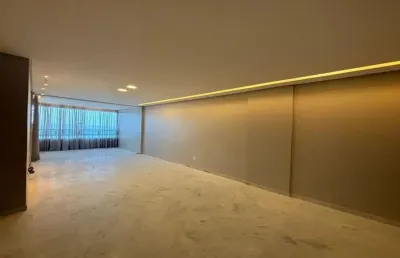Apartamento com 4 quartos para alugar no Boa Viagem, Recife 