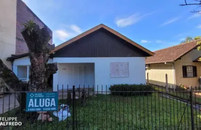 Casa 3 dormitórios para alugar centro dois irmãos/rs