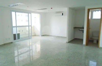 Sala comercial à venda na Rua Vieira de Morais, Campo Belo, São Paulo