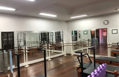 Casa com 4 quartos à venda na Rua São Benedito, Alto da Boa Vista, São Paulo
