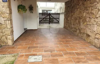 Casa com 3 quartos à venda na Rua Karl Czernick, Santo Amaro, São Paulo