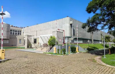 Prédio para alugar na Das Nações Unidas 23223, Jurubatuba, São Paulo