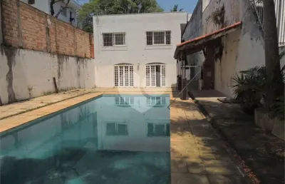 Casa com 3 quartos à venda na Praça Marechal Deodoro, Alto da Boa Vista, São Paulo