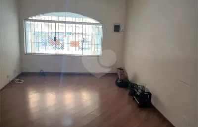 Casa com 2 quartos à venda na Rua Igati, Jardim Marajoara, São Paulo