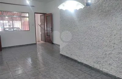 Casa com 2 quartos à venda na Rua Igati, Santo Amaro, São Paulo