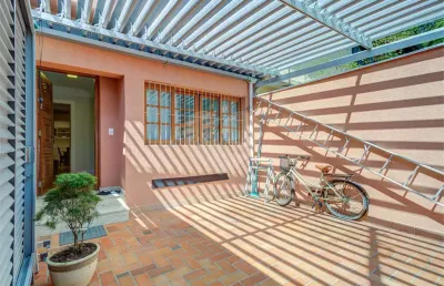 Casa com 3 quartos à venda na Rua São Benedito, Alto da Boa Vista, São Paulo
