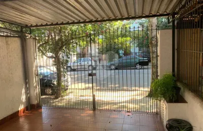 Casa com 2 quartos à venda na Rua São Benedito, Alto da Boa Vista, São Paulo