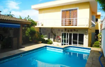 Casa com 3 quartos à venda na Rua Canto e Melo, Alto da Boa Vista, São Paulo