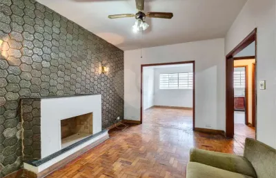 Casa com 3 quartos à venda na Rua São Benedito, Alto da Boa Vista, São Paulo