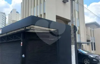 Sala comercial para alugar na Rua Vieira de Morais, Campo Belo, São Paulo