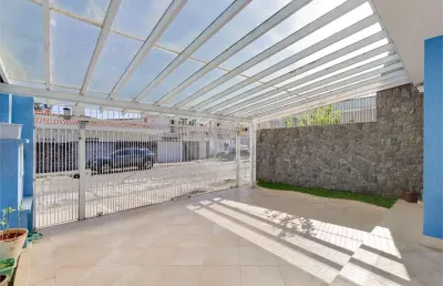 Casa com 3 quartos à venda na Rua José Pedro da Silveira, Santo Amaro, São Paulo