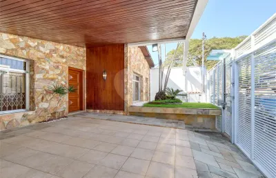 Casa térrea com 3 quartos para locação em granja julieta - sp