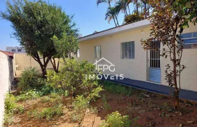 Casa com 3 quartos para alugar na Rua Avelino de Almeida Bueno, Alvinópolis, Atibaia