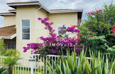 Casa de alto padrão em condomínio para venda ou locação.
