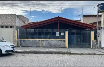 Casa com 2 quartos à venda na Rua Frei Joaquim, 145, Conceição, Feira de Santana