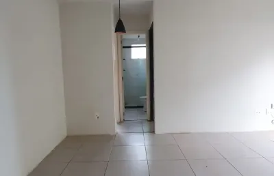 Lindo apartamento dois quartos terreo com churrasqueira e jardim