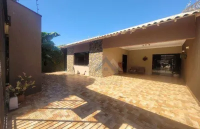 Casa com 3 dormitórios à venda, 300 m² por r$ 850.000,00 - coliseu - londrina/pr