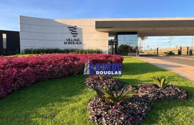 Vende-se ótimo terreno com 252,30m2, plano, na parte alta do condomínio, muito bem localizado no condomínio village bordeaux. pronto para construir.