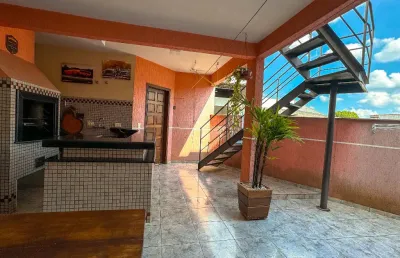 Casa com 3 quartos à venda na Rua Ataúlfo Alves, 109, Xaxim, Curitiba