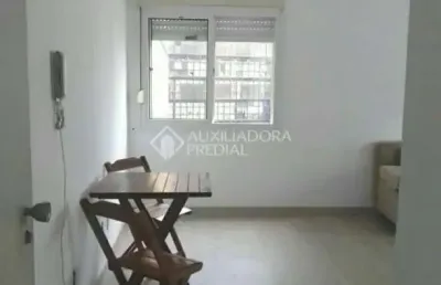 Apartamento com 1 quarto à venda na rua general câmara, 413, centro histórico, porto alegre, 30 m2 por r$ 167.000