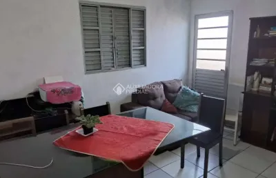 Casa com 2 quartos à venda na rua mauá, 1839, rio branco, canoas, 80 m2 por r$ 230.000