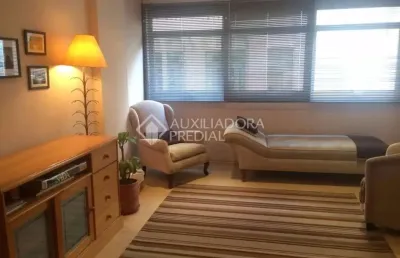 Sala comercial à venda na rua uruguai, 335, centro histórico, porto alegre, 25 m2 por r$ 110.000