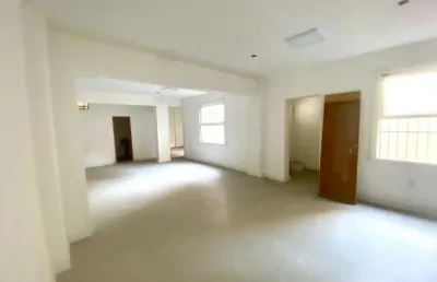 Sala comercial à venda na rua doutor flores, 243, centro histórico, porto alegre, 90 m2 por r$ 179.990