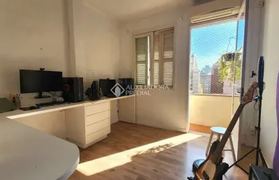 Apartamento com 2 quartos à venda na rua general vitorino, 216, centro histórico, porto alegre, 69 m2 por r$ 274.900