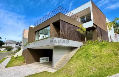 Lindo projeto em condominio proximo ao colegio porto seguro