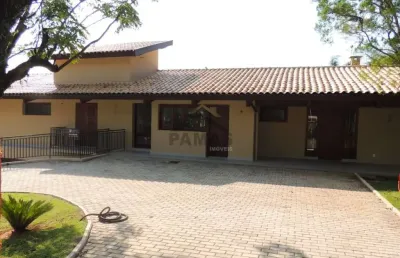 Casa terrea a venda no condominio marambaia em vinhedo.