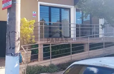 Sala comercial com 3 salas para alugar no Centro, Vinhedo 