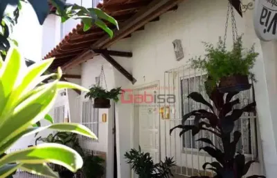 Casa com 2 dormitórios à venda, 65 m² por r$ 300.000,00 - portinho - cabo frio/rj