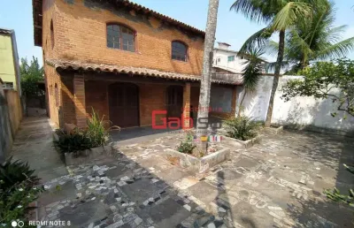 Casa com 3 dormitórios à venda, 417 m² por r$ 740.000,00 - foguete - cabo frio/rj