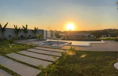 Casa térrea de altíssimo padrão no condomínio jardins do golfe residencial em indaiatuba/sp