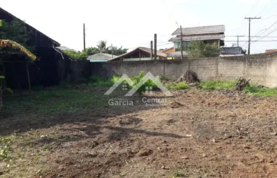 Terreno com 457mt² de esquina murado, ao lado da praia