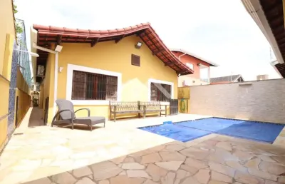 Casa com 3 quartos à venda na Jardim Beira Mar, 51, Jardim Beira Mar, Peruíbe